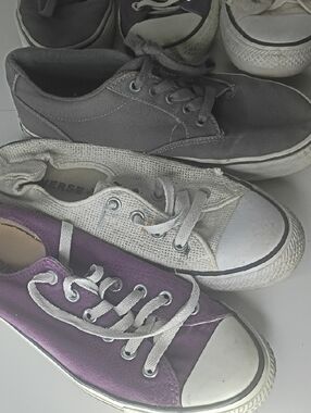 Bundle Converse and Vans White Purple Low Top Canvas Sneakers Mens 7 Womens 9